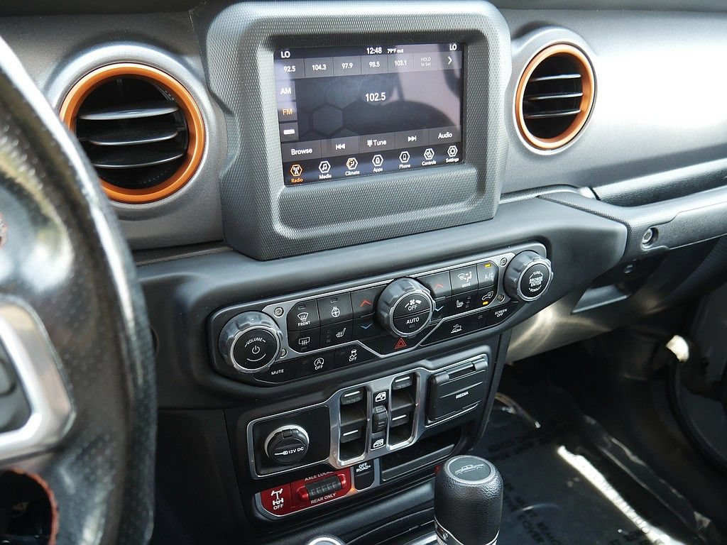 Used 2020 Jeep Gladiator Mojave w/ LED Lighting Group AWD/4WD image 34