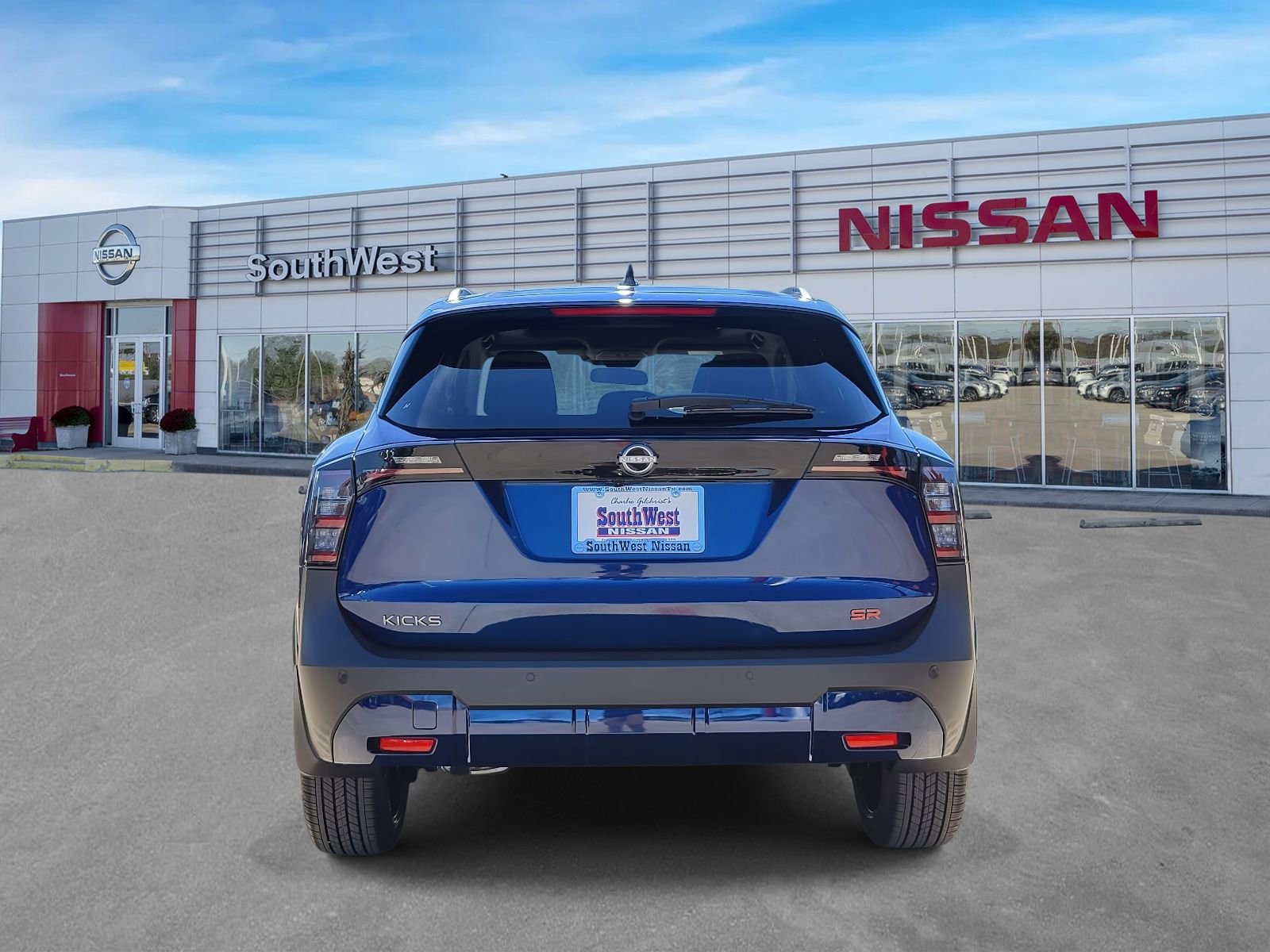 New 2026 Nissan Kicks SR w/ SR Premium Package FWD image 7