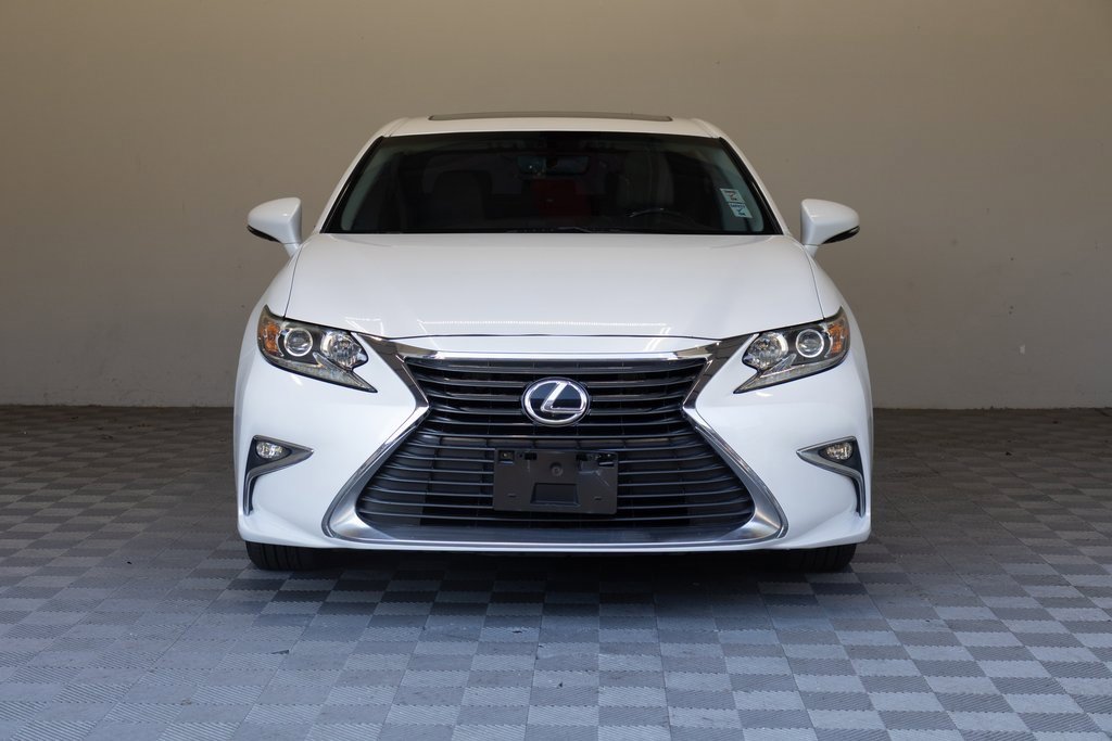 Used 2016 Lexus ES 350 image 4