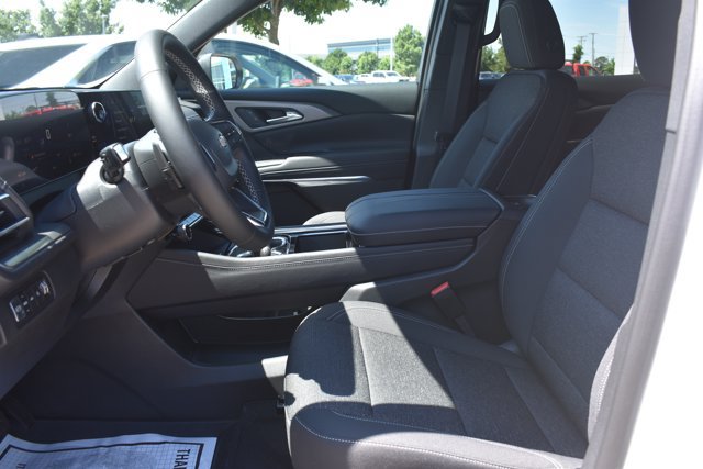 New 2026 Chevrolet Traverse LT w/ Driver Confidence Package AWD/4WD image 14