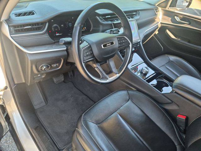 Certified 2022 Jeep Grand Cherokee Limited AWD/4WD image 10