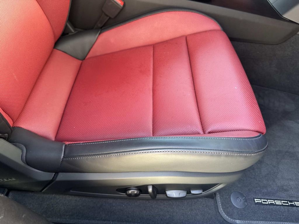Certified 2025 Porsche Taycan image 16