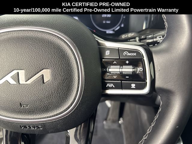 Certified 2023 Kia Sorento SX AWD/4WD image 12
