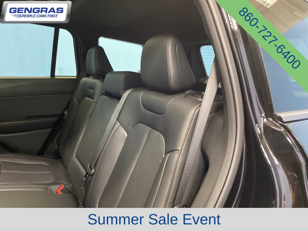 Used 2026 Jeep Cherokee Limited AWD/4WD image 24