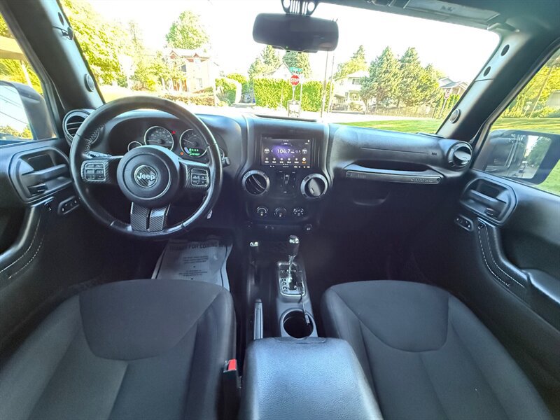 Used 2015 Jeep Wrangler Unlimited Sport w/ Quick Order Package 24S AWD/4WD image 17