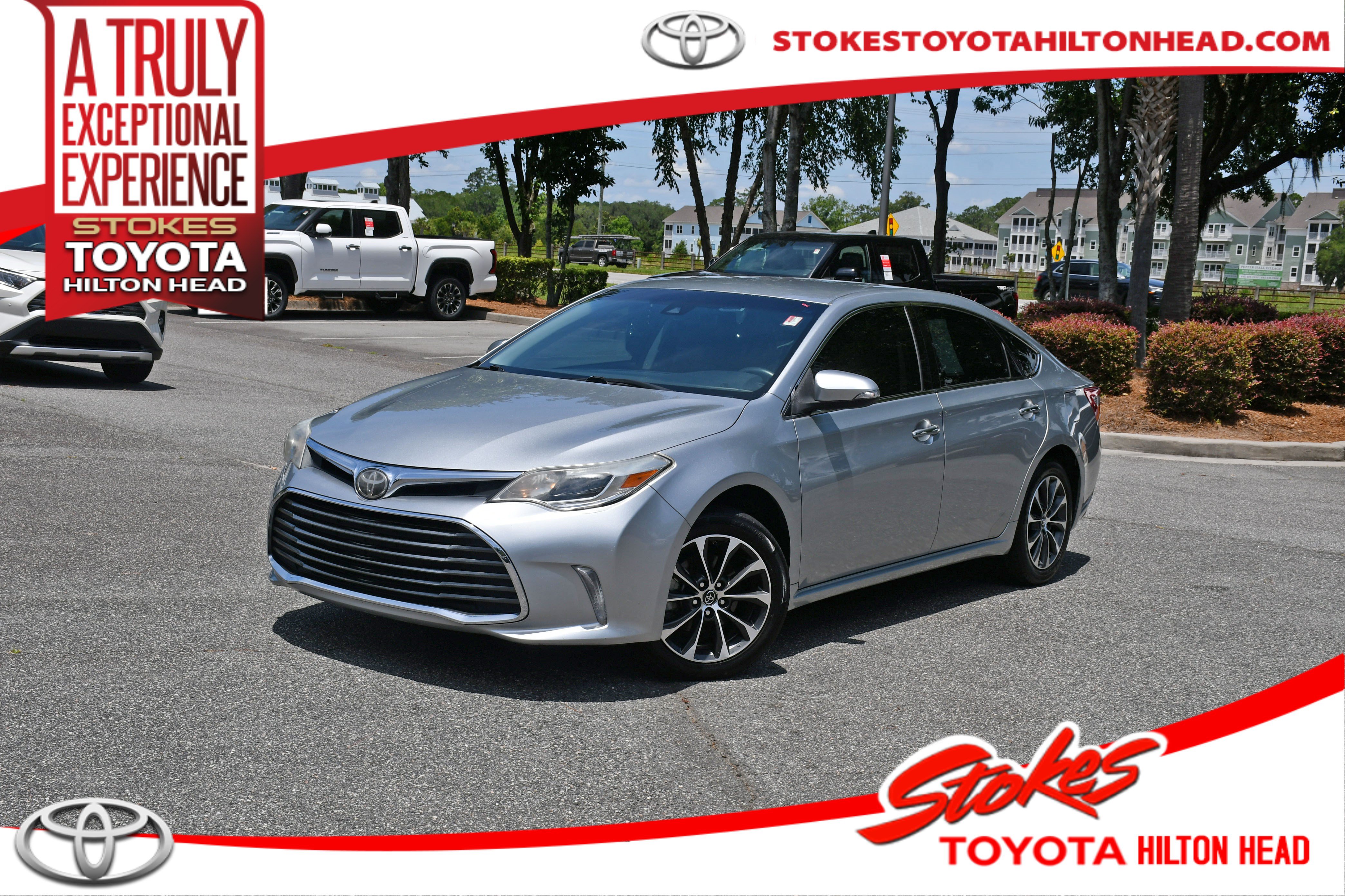 Used 2018 Toyota Avalon XLE FWD image 1
