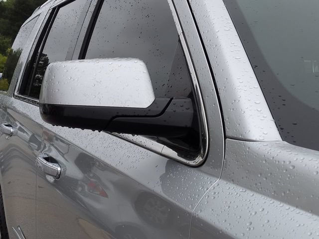 Used 2018 GMC Yukon Denali AWD/4WD image 10