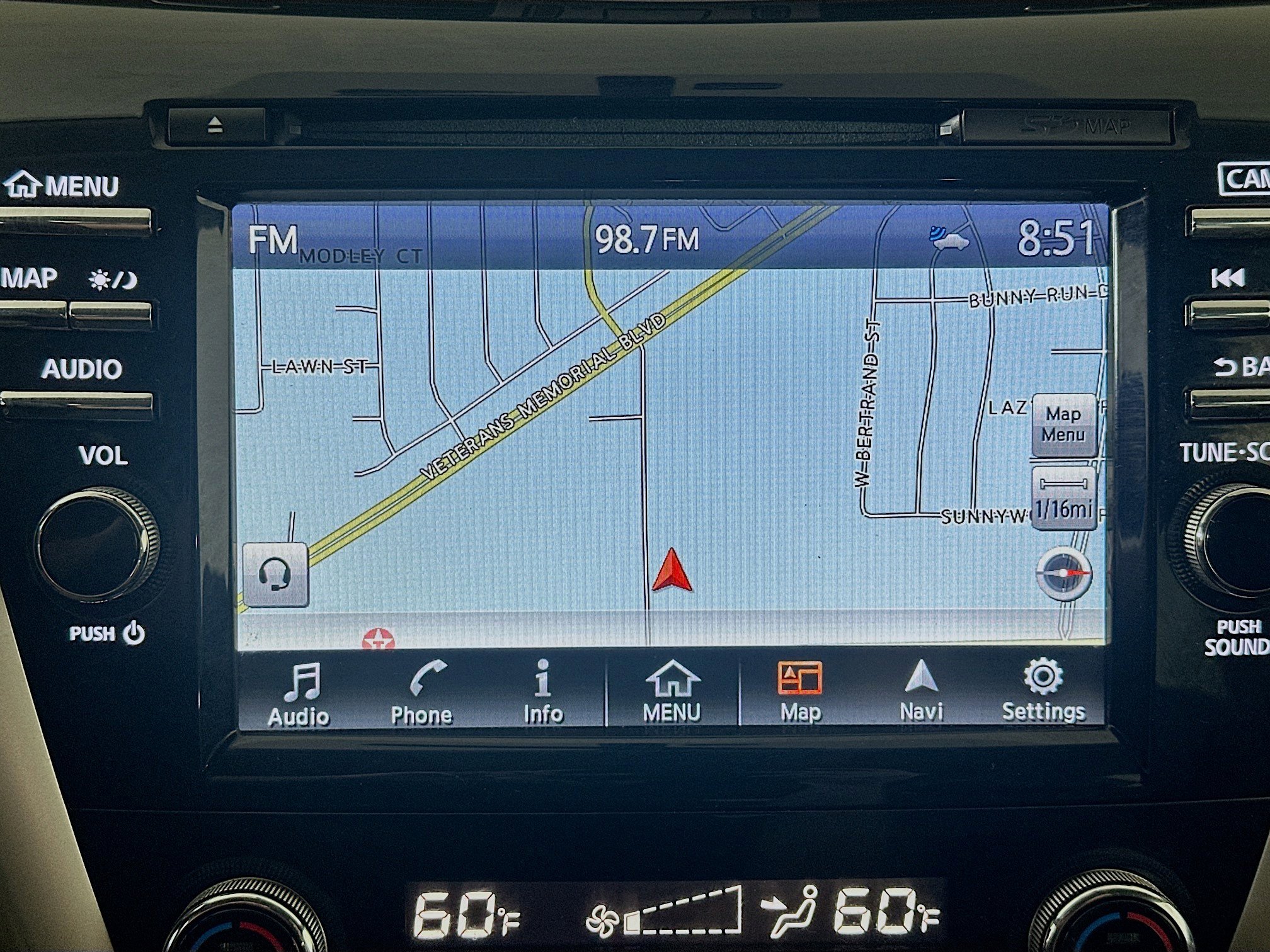 Used 2018 Nissan Murano Platinum w/ Cargo Package image 21