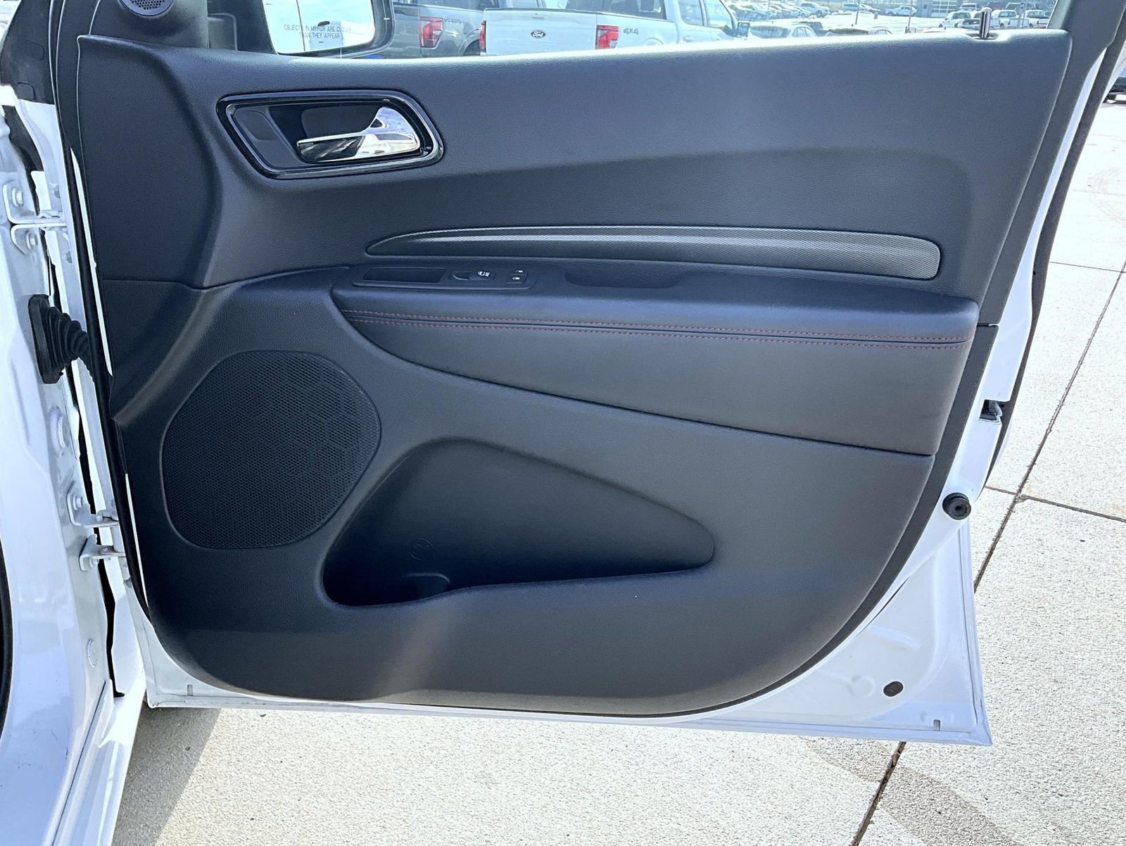 Used 2025 Dodge Durango GT image 17