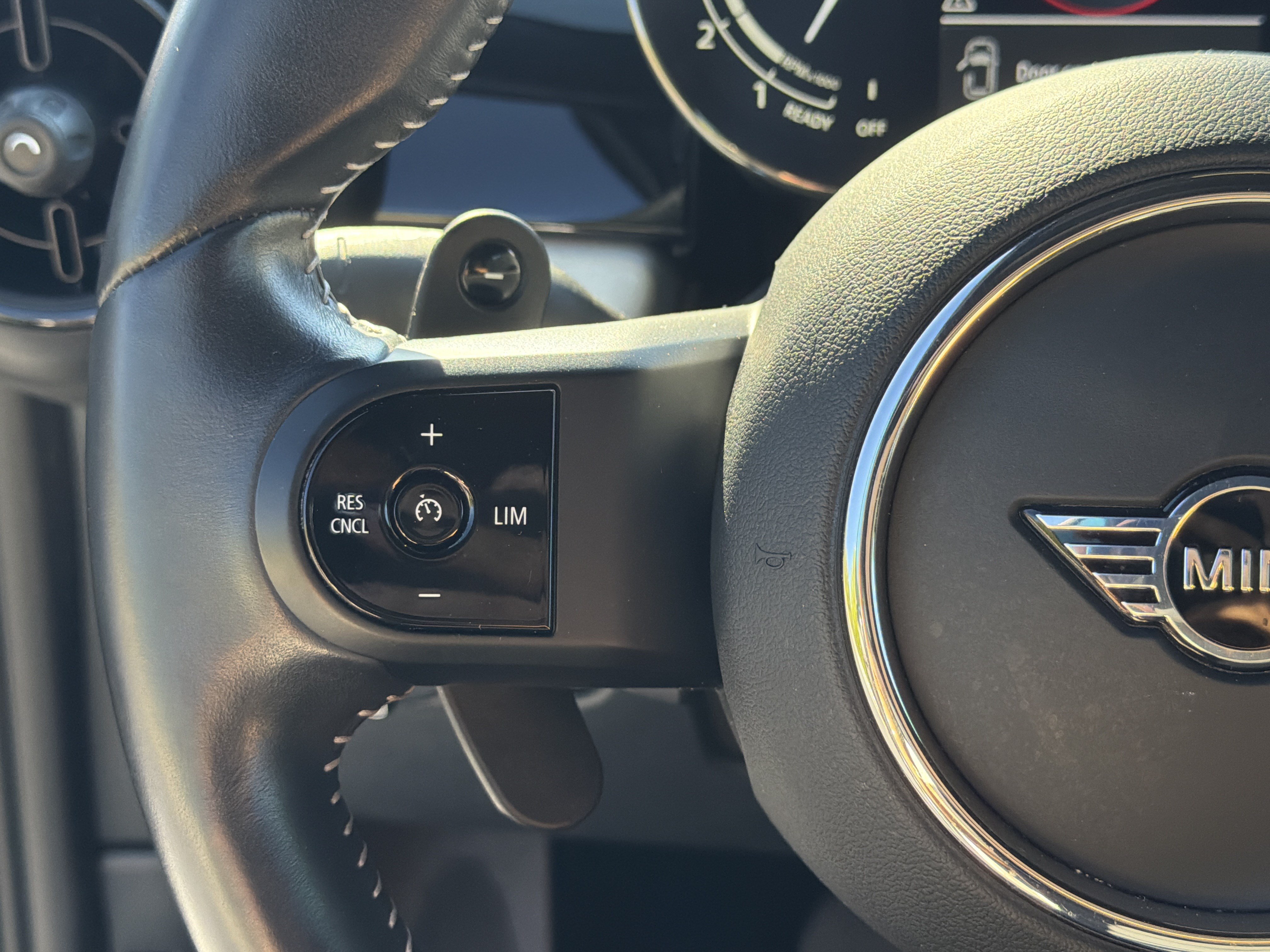 Certified 2024 MINI Cooper S FWD image 31