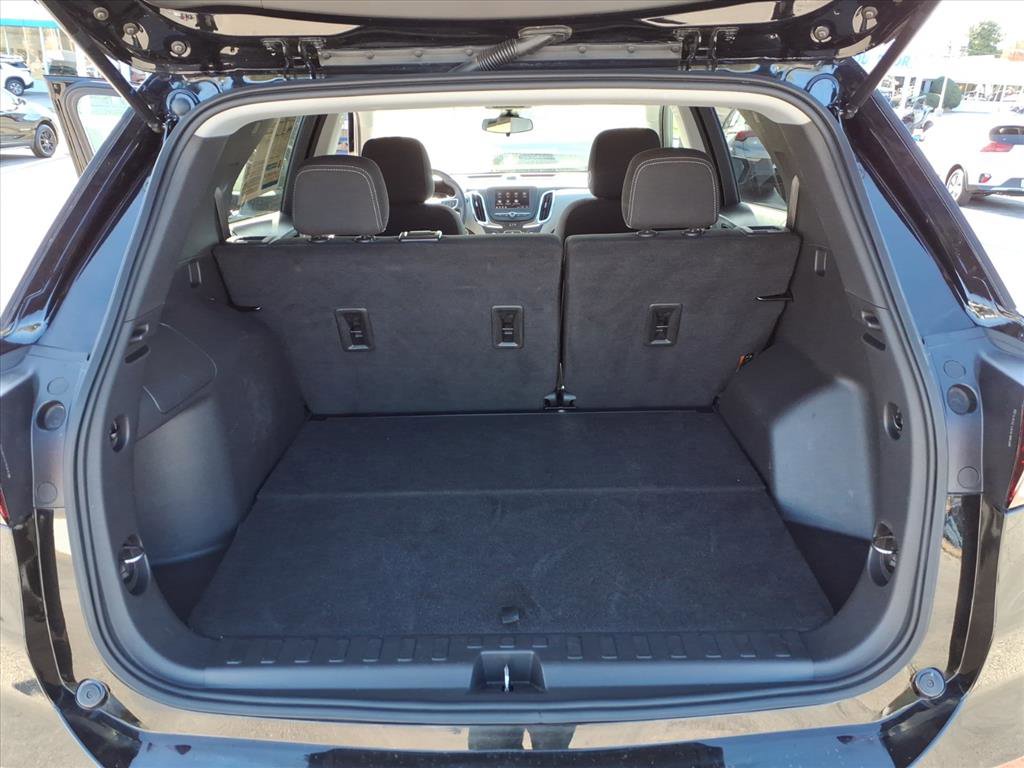 Used 2023 Chevrolet Equinox LS w/ LS Convenience Package FWD image 13
