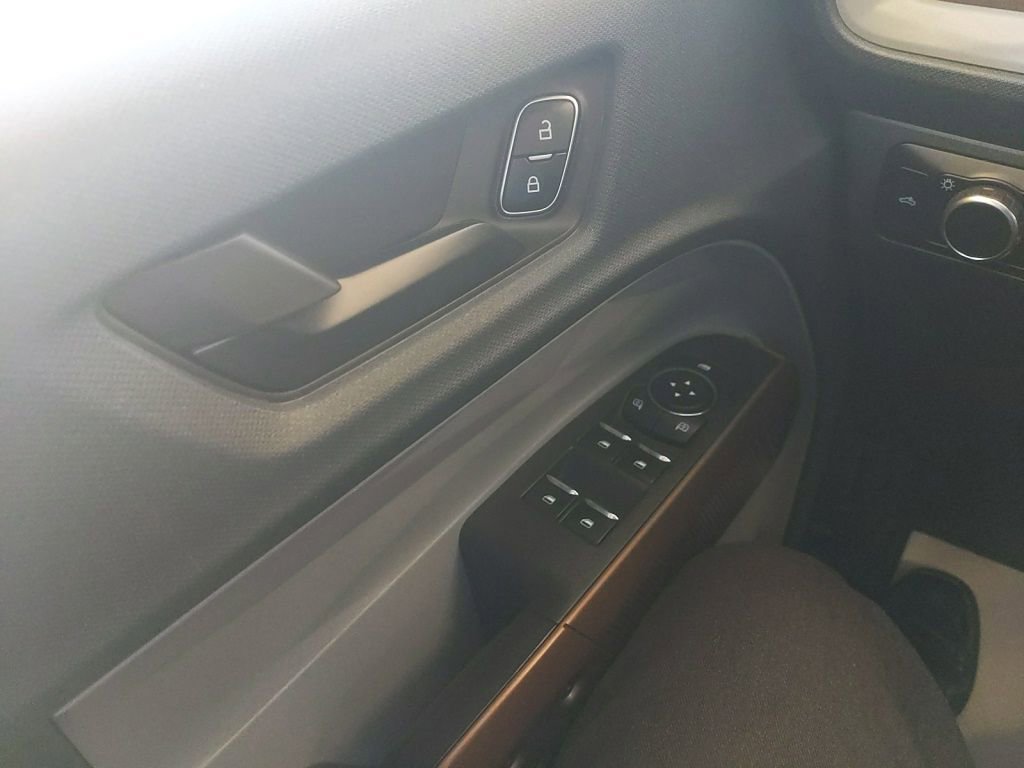 Used 2024 Ford Maverick Lariat AWD/4WD image 30