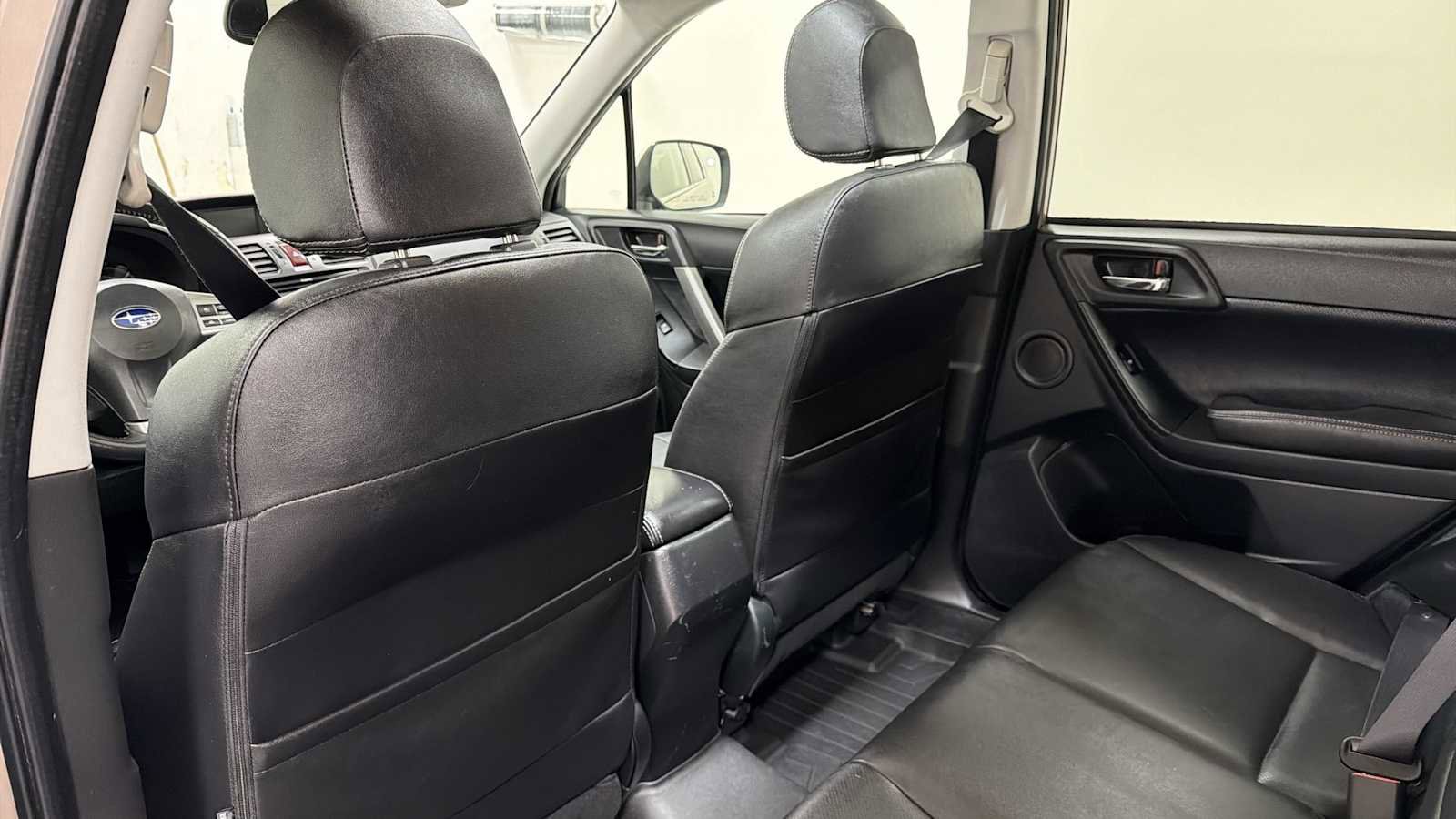 Used 2015 Subaru Forester 2.5i Limited AWD/4WD image 26
