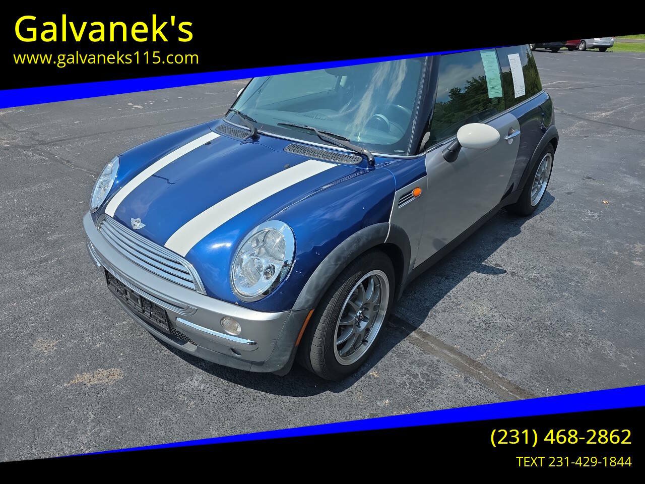 Used 2004 MINI Cooper Hardtop FWD image 2