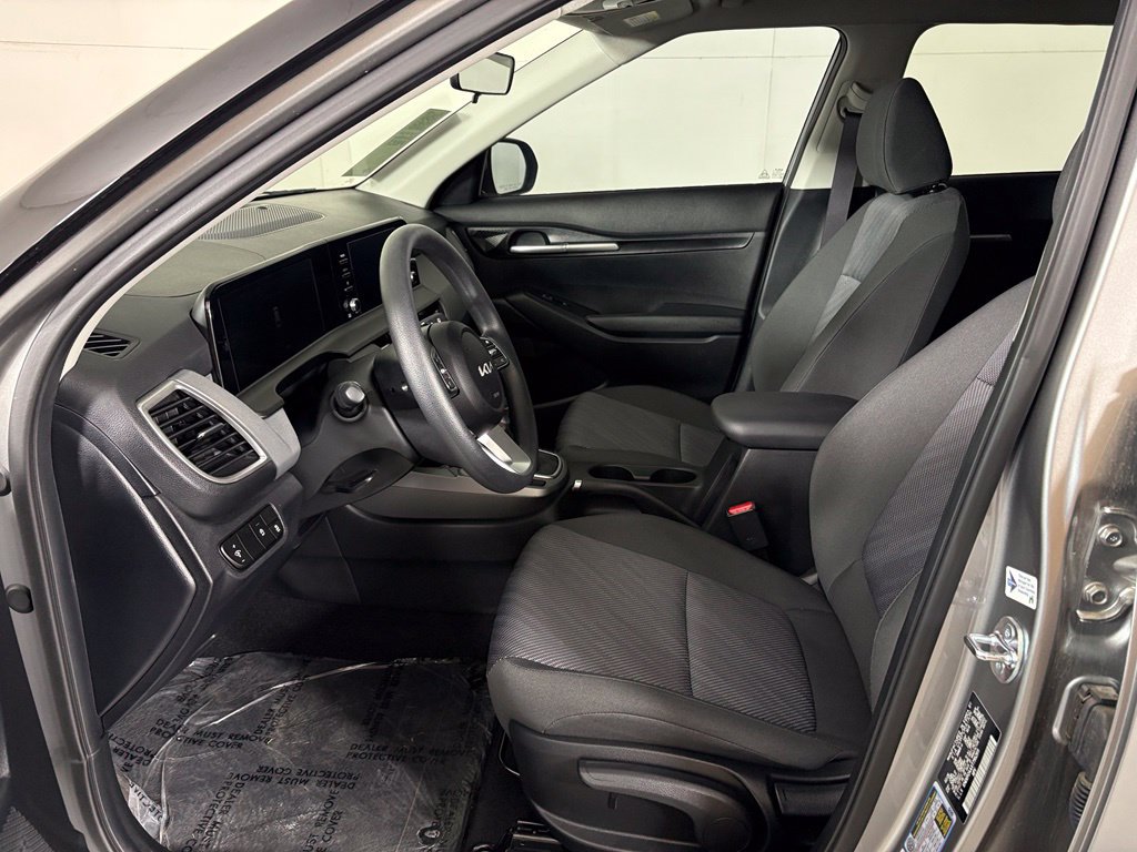 New 2026 Kia Seltos LX FWD image 14