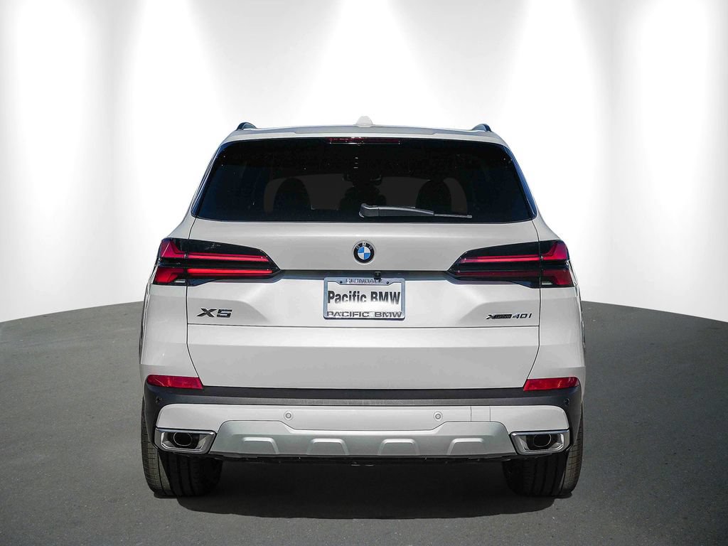 New 2026 BMW X5 xDrive40i w/ Parking Assistance Package AWD/4WD image 5