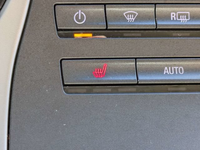 Used 2017 Lincoln MKX Select w/ Select Plus Package FWD image 24