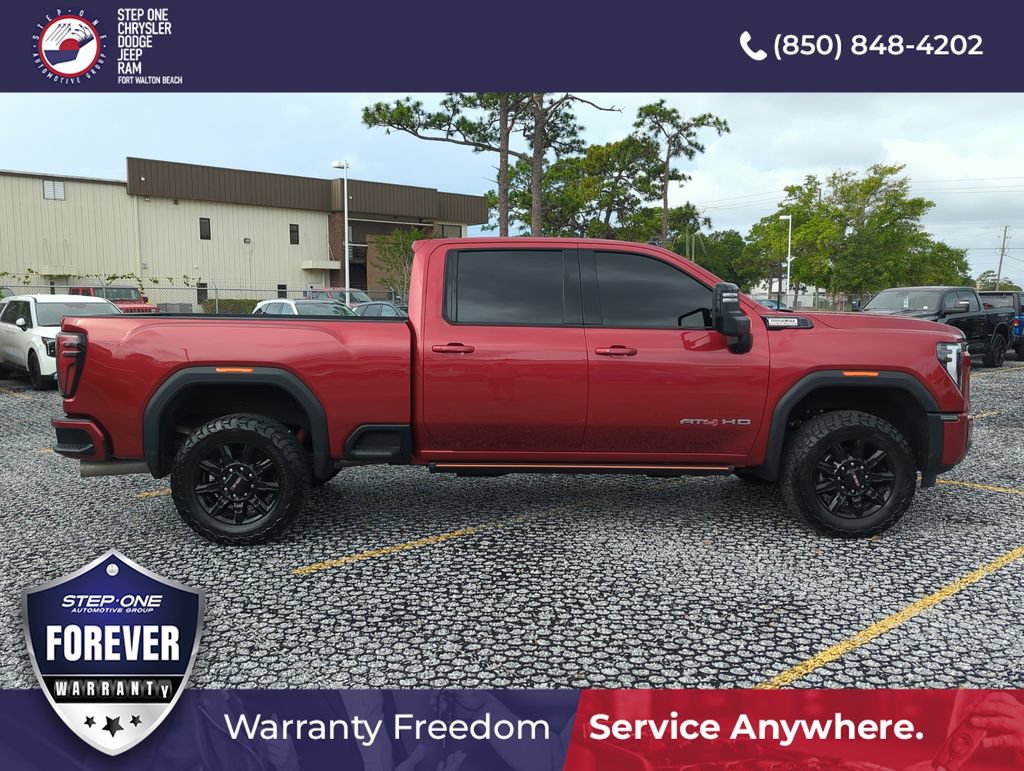 Used 2024 GMC Sierra 2500 AT4 w/ Technology Package AWD/4WD image 7
