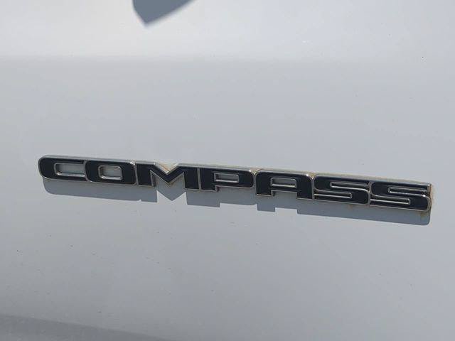 Certified 2023 Jeep Compass Latitude AWD/4WD image 13