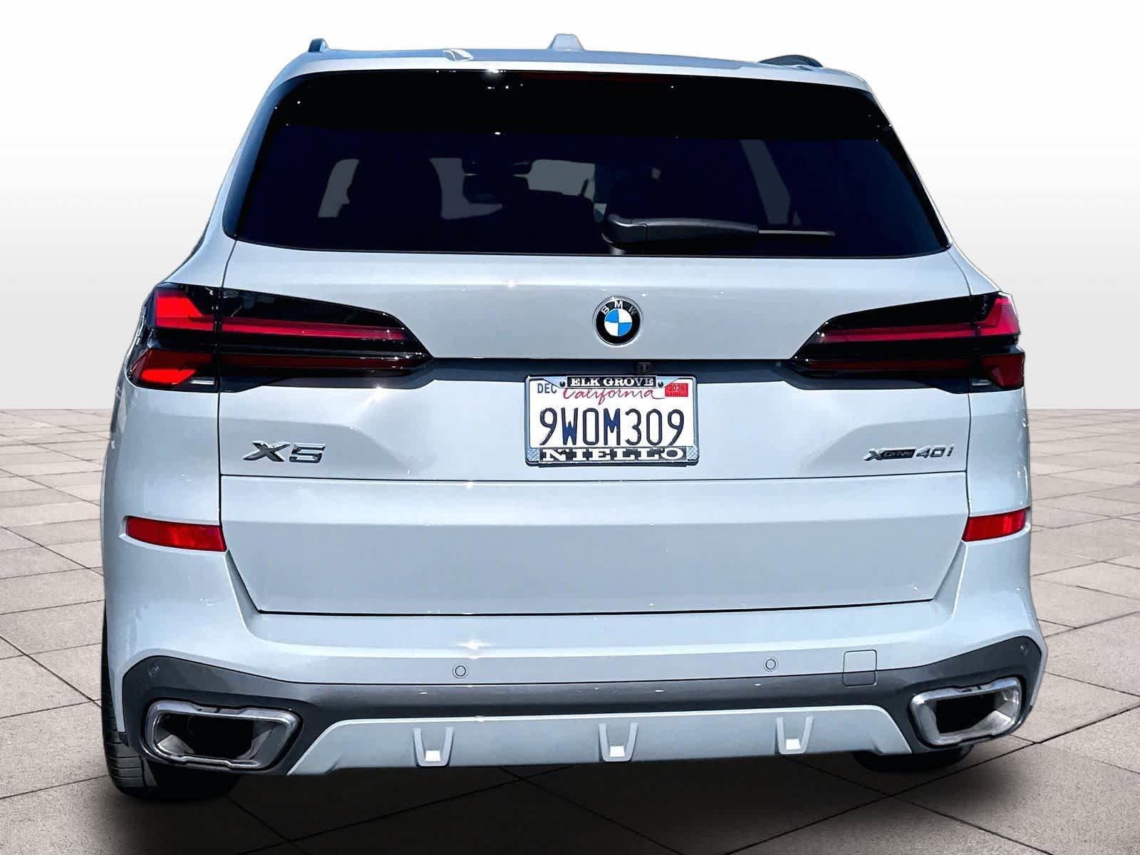 Used 2026 BMW X5 xDrive40i w/ M Sport Package AWD/4WD image 8