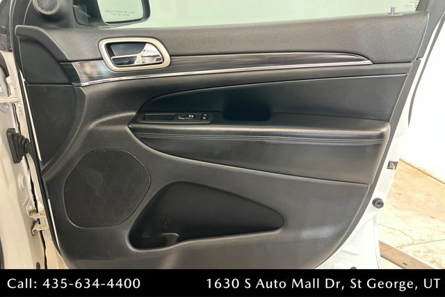 Used 2020 Jeep Grand Cherokee Limited w/ Luxury Group II RWD image 23