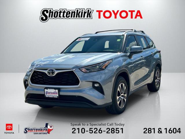Certified 2024 Toyota Highlander XLE