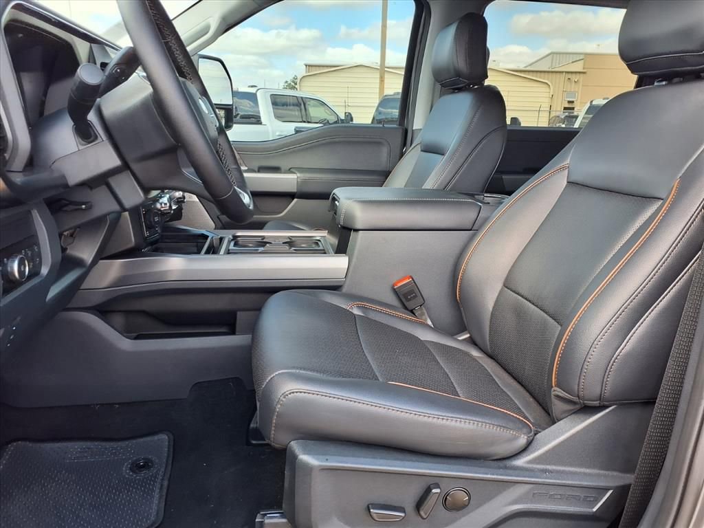 New 2026 Ford F250 Lariat w/ Black Appearance Package image 10