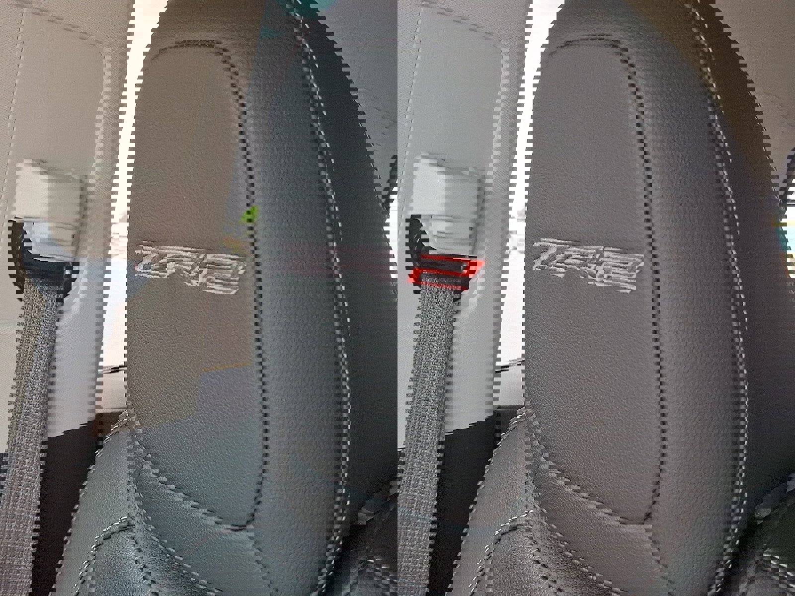 Used 2021 Chevrolet Colorado ZR2 image 25