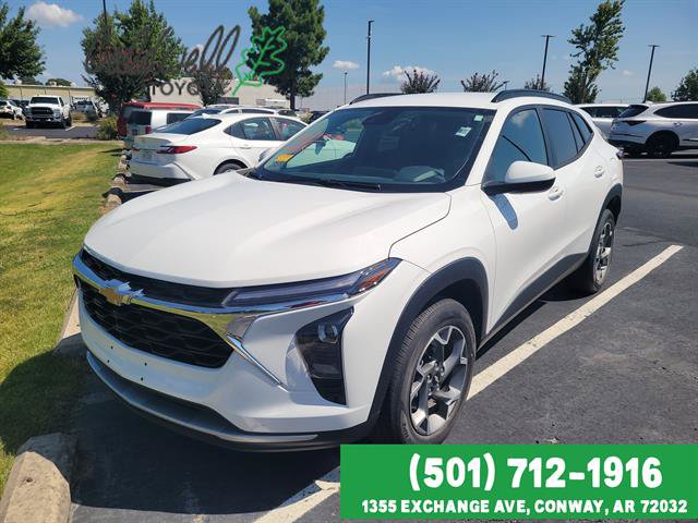 Used 2024 Chevrolet Trax LT w/ Driver Confidence Package FWD image 33