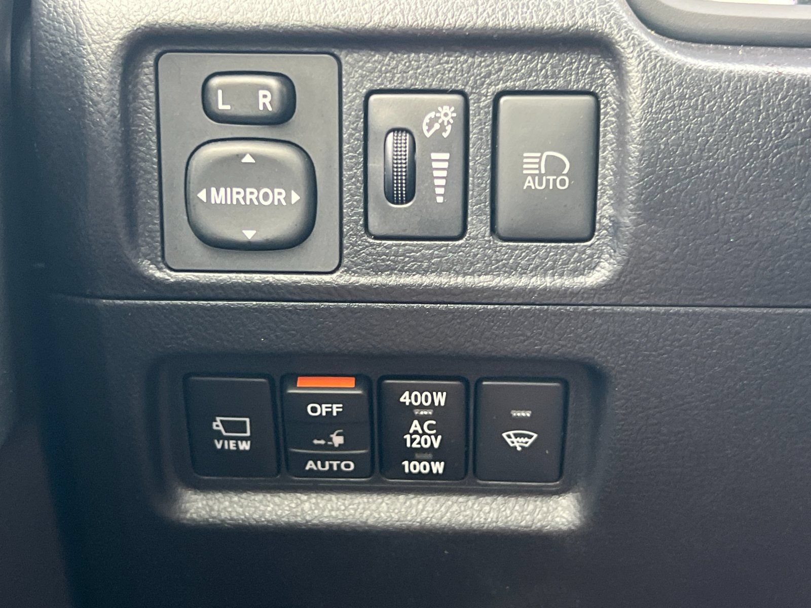 Used 2023 Toyota 4Runner Limited RWD image 32