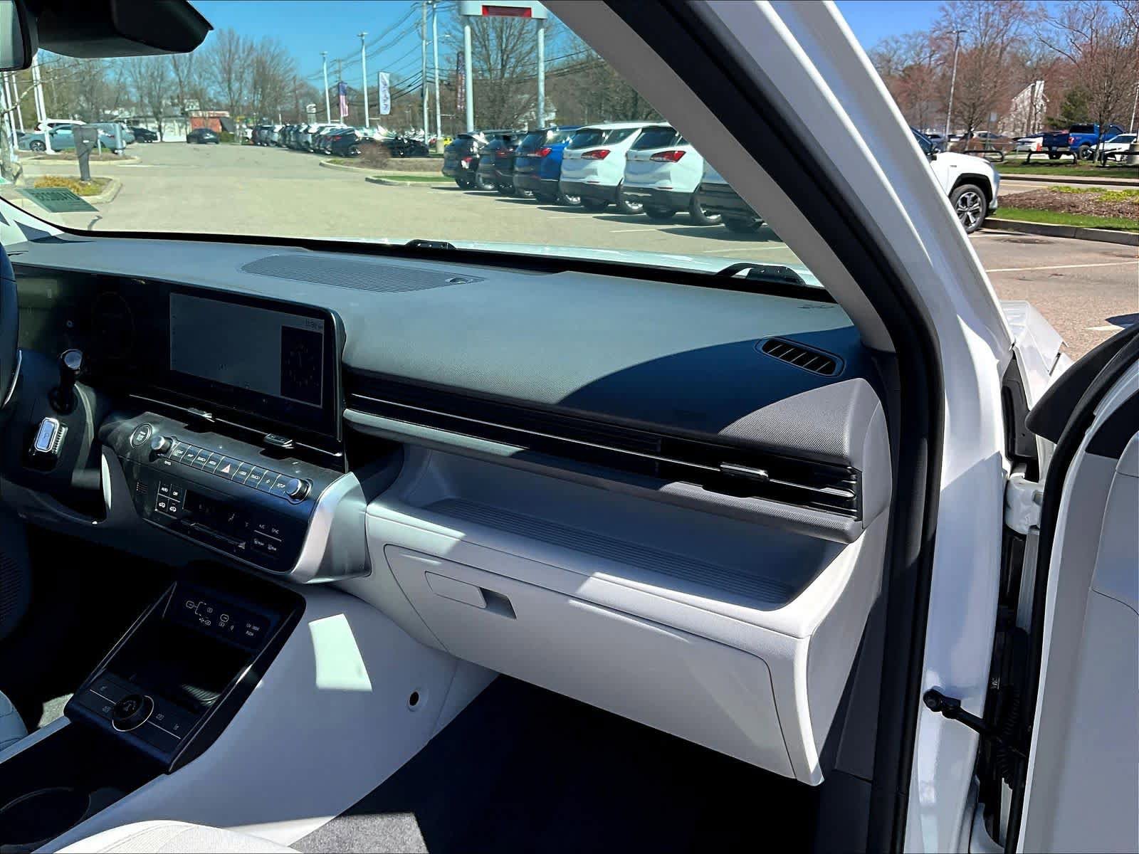 Used 2024 Hyundai Kona SEL w/ Convenience Package AWD/4WD image 13