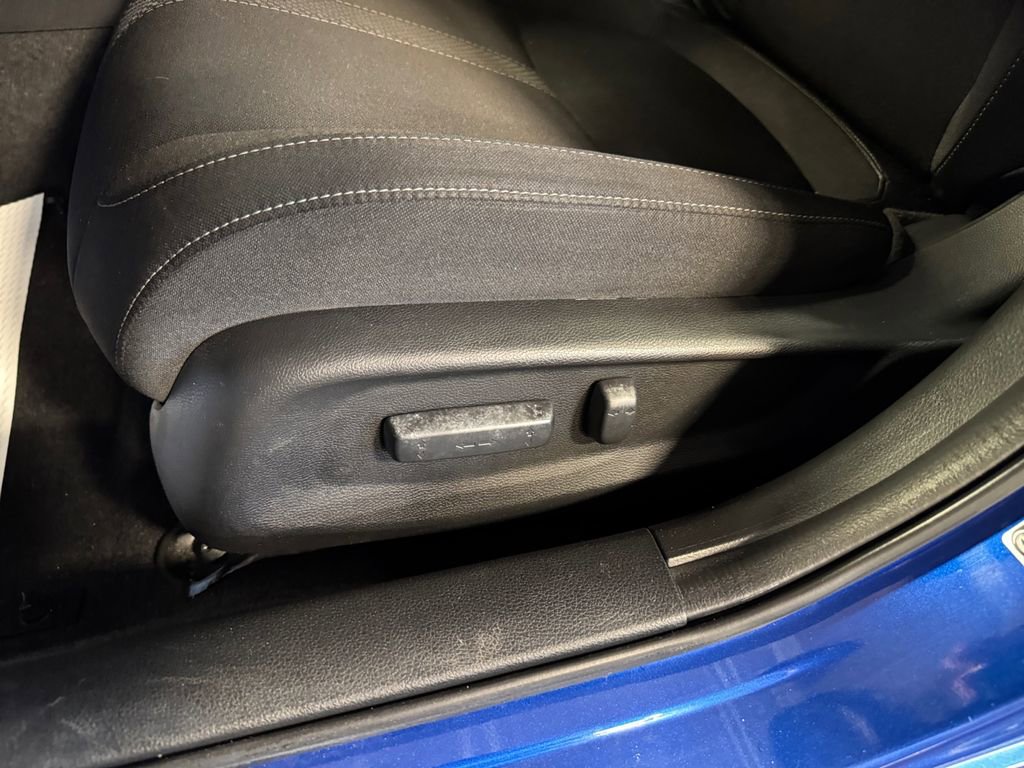 Used 2021 Honda Civic EX image 13