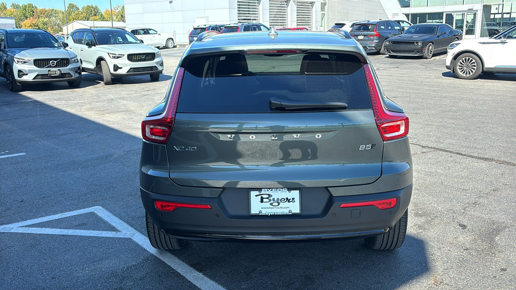 New 2026 Volvo XC40 B5 Plus w/ Protection Package Premier AWD/4WD image 29