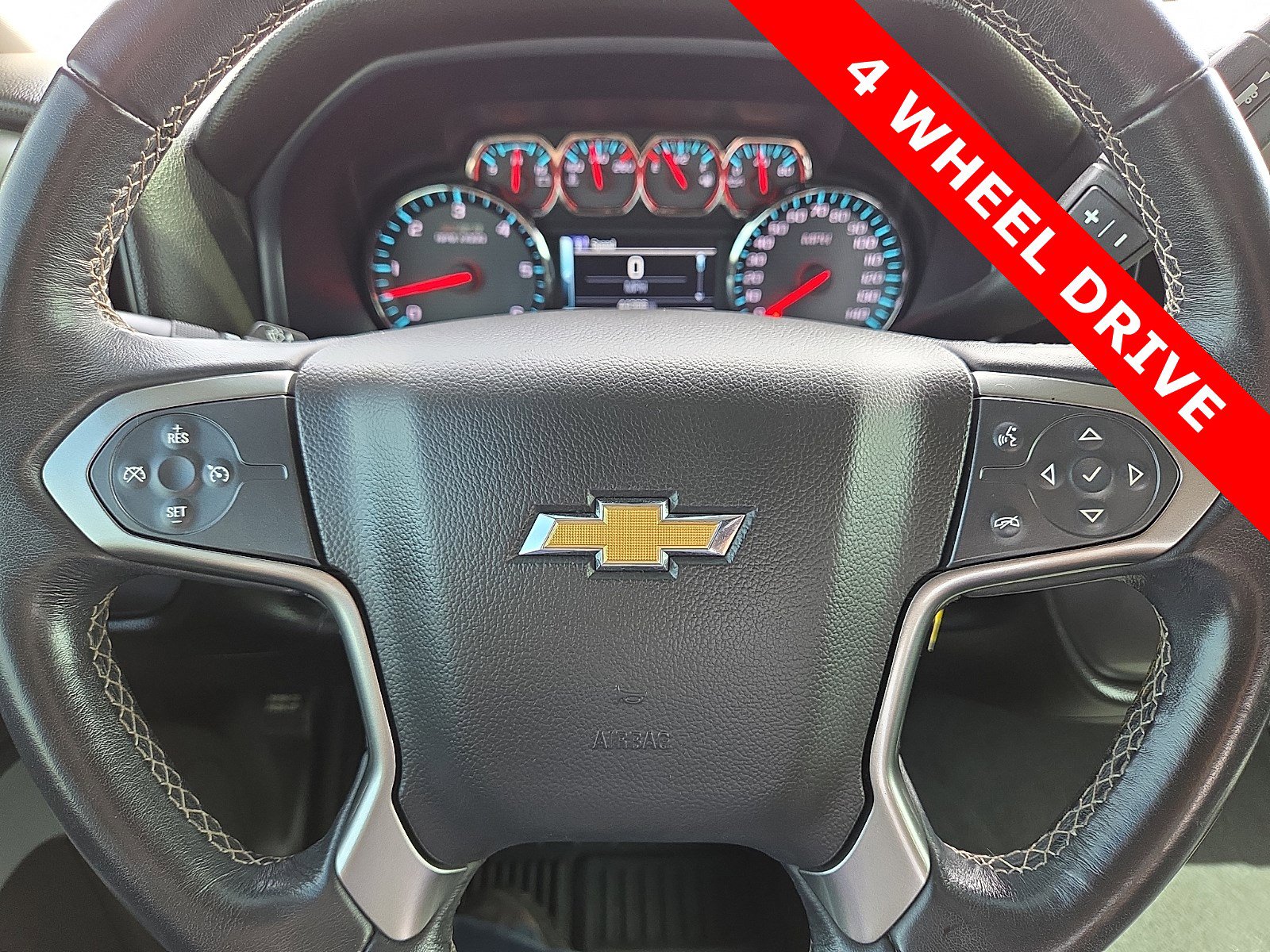 Used 2018 Chevrolet Silverado 1500 LT w/ Texas Edition image 24