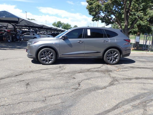 Used 2022 Acura MDX A-Spec AWD/4WD image 2