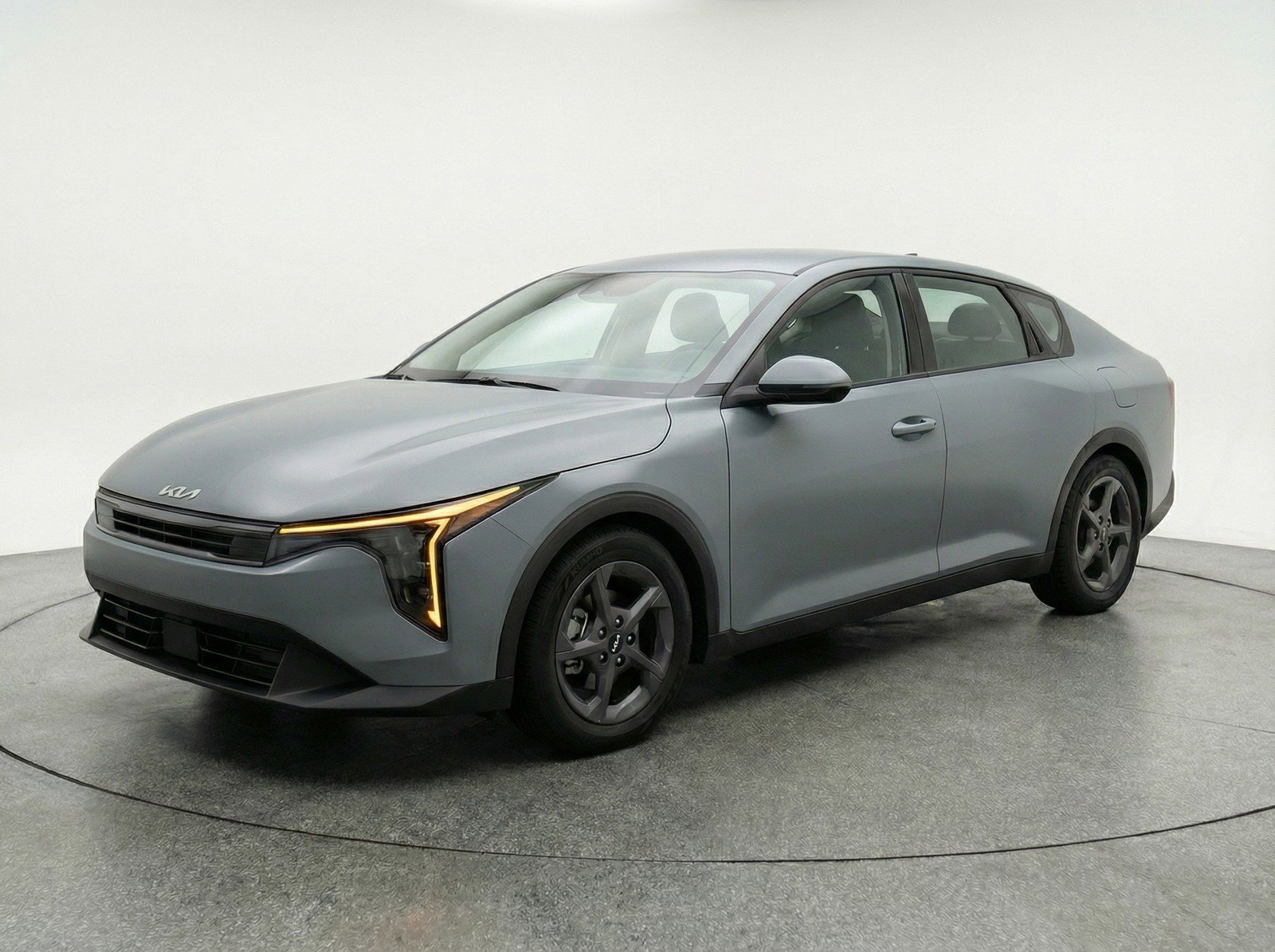 Used 2025 Kia K4 LXS image 3