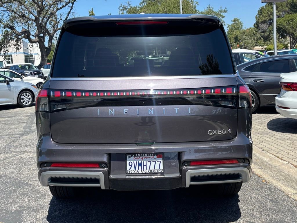 Certified 2026 INFINITI QX80 Luxe w/ Cargo Package AWD/4WD image 4