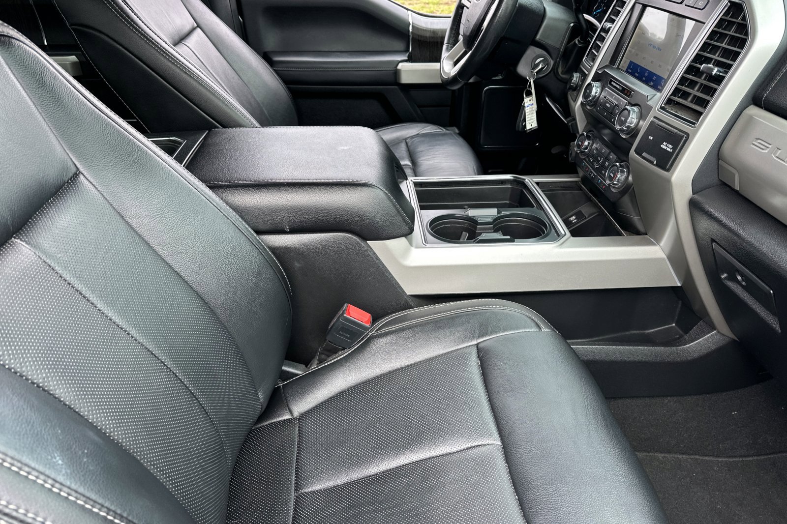 Used 2020 Ford F350 Lariat w/ Lariat Value Package image 14