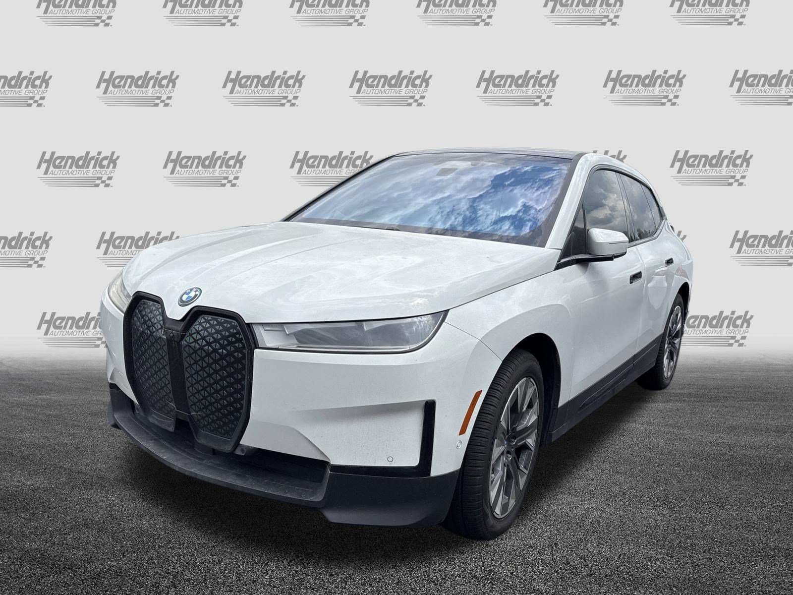 Certified 2024 BMW iX xDrive50 AWD/4WD image 11