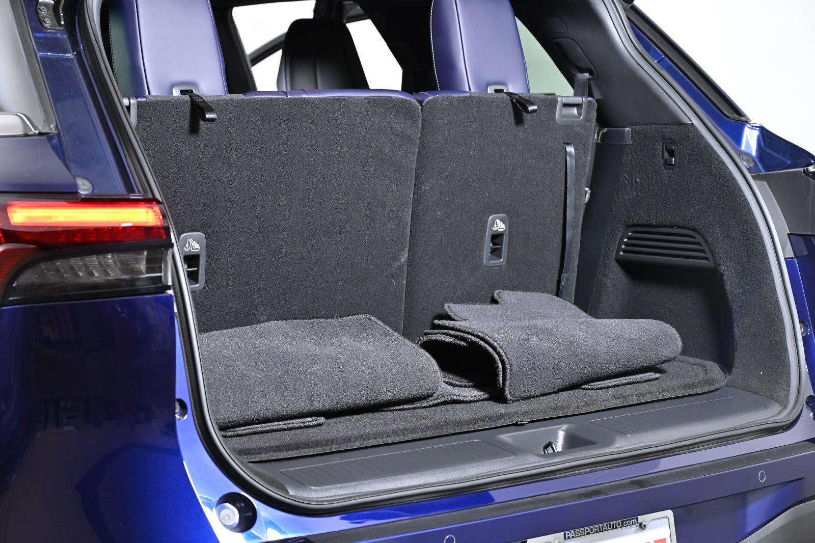 Used 2026 INFINITI QX60 Sport w/ Dark Cargo Package image 33