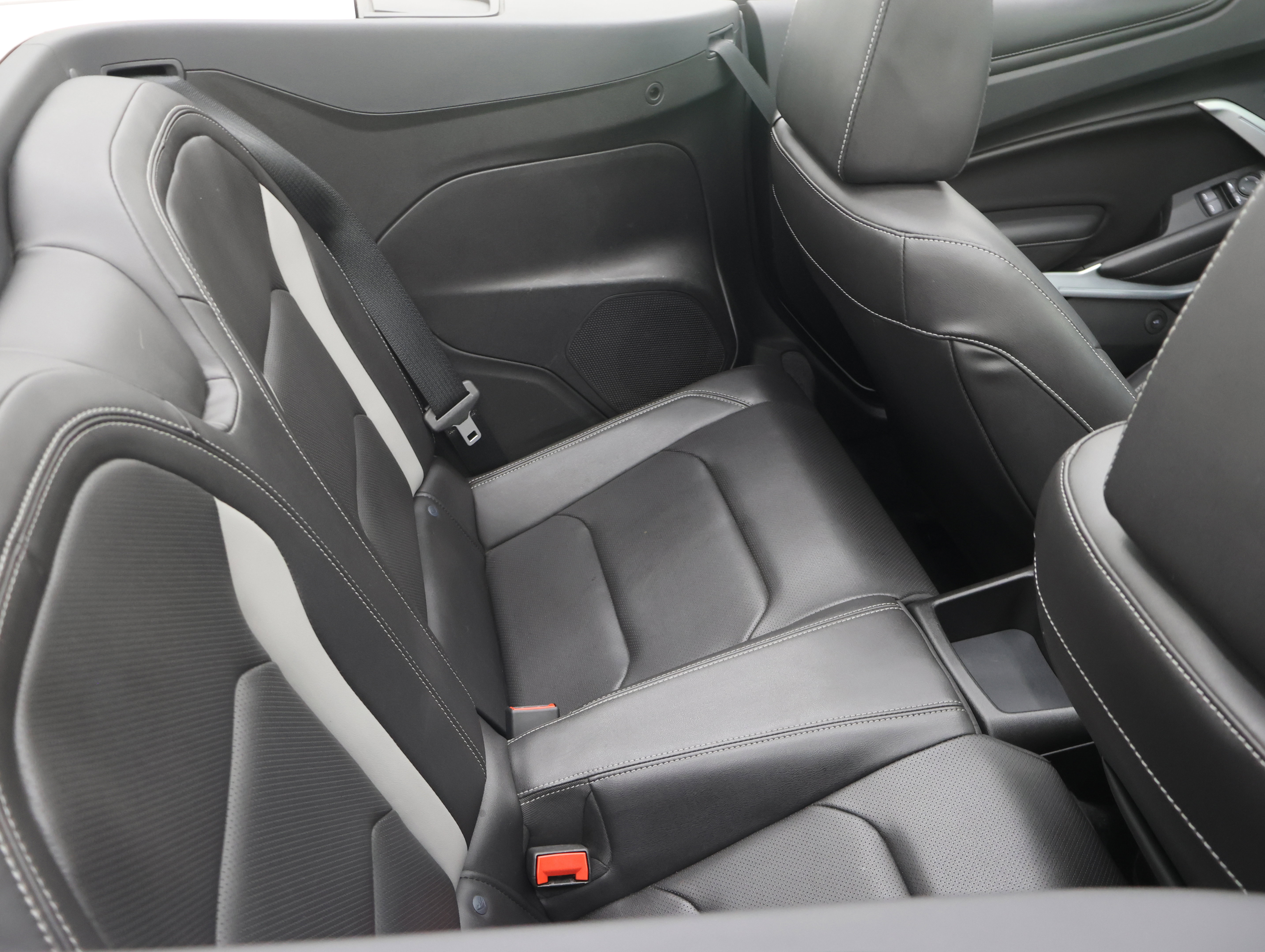 Used 2019 Chevrolet Camaro SS RWD image 57