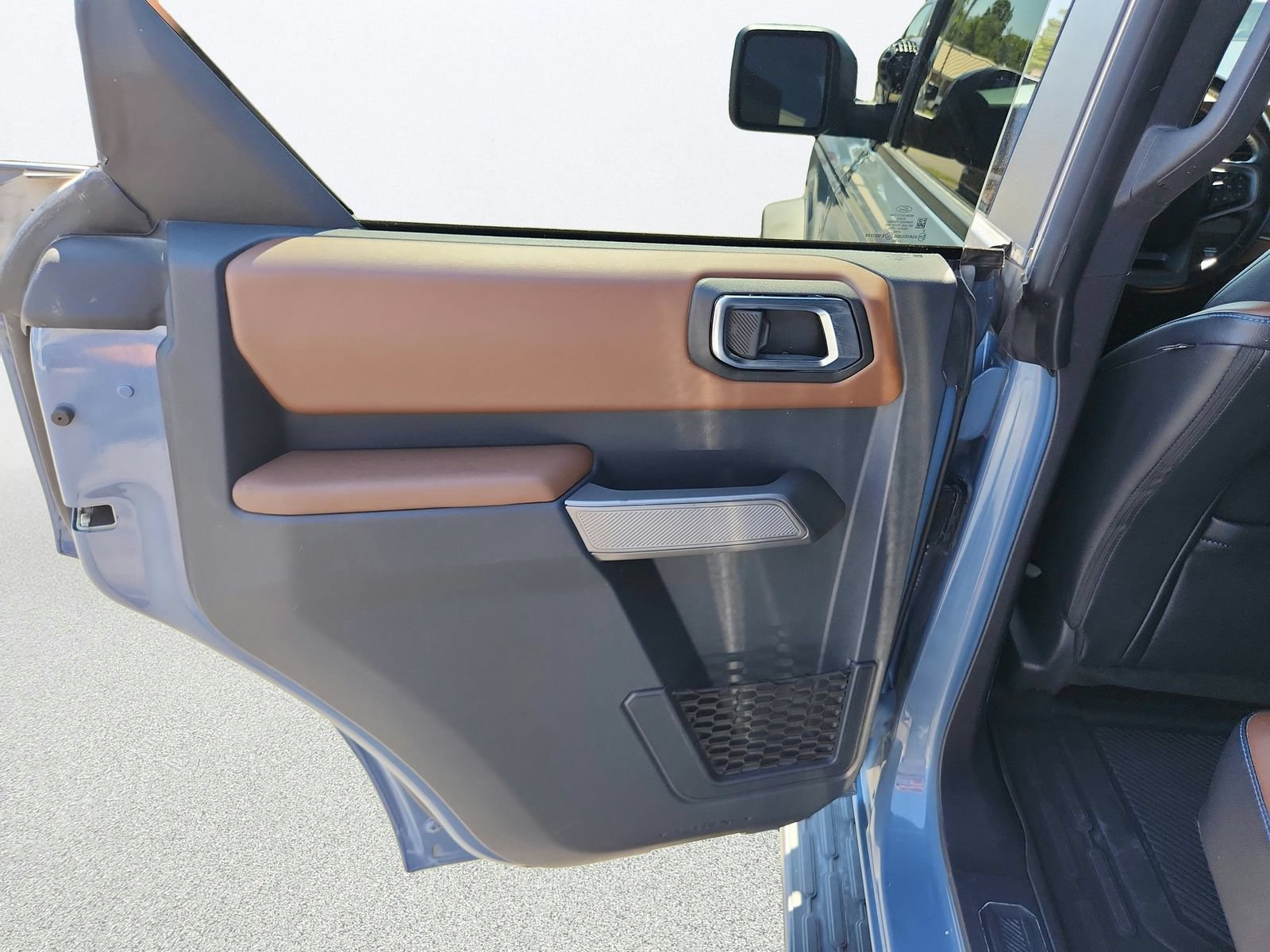 Used 2023 Ford Bronco Outer Banks w/ Sasquatch Package AWD/4WD image 26