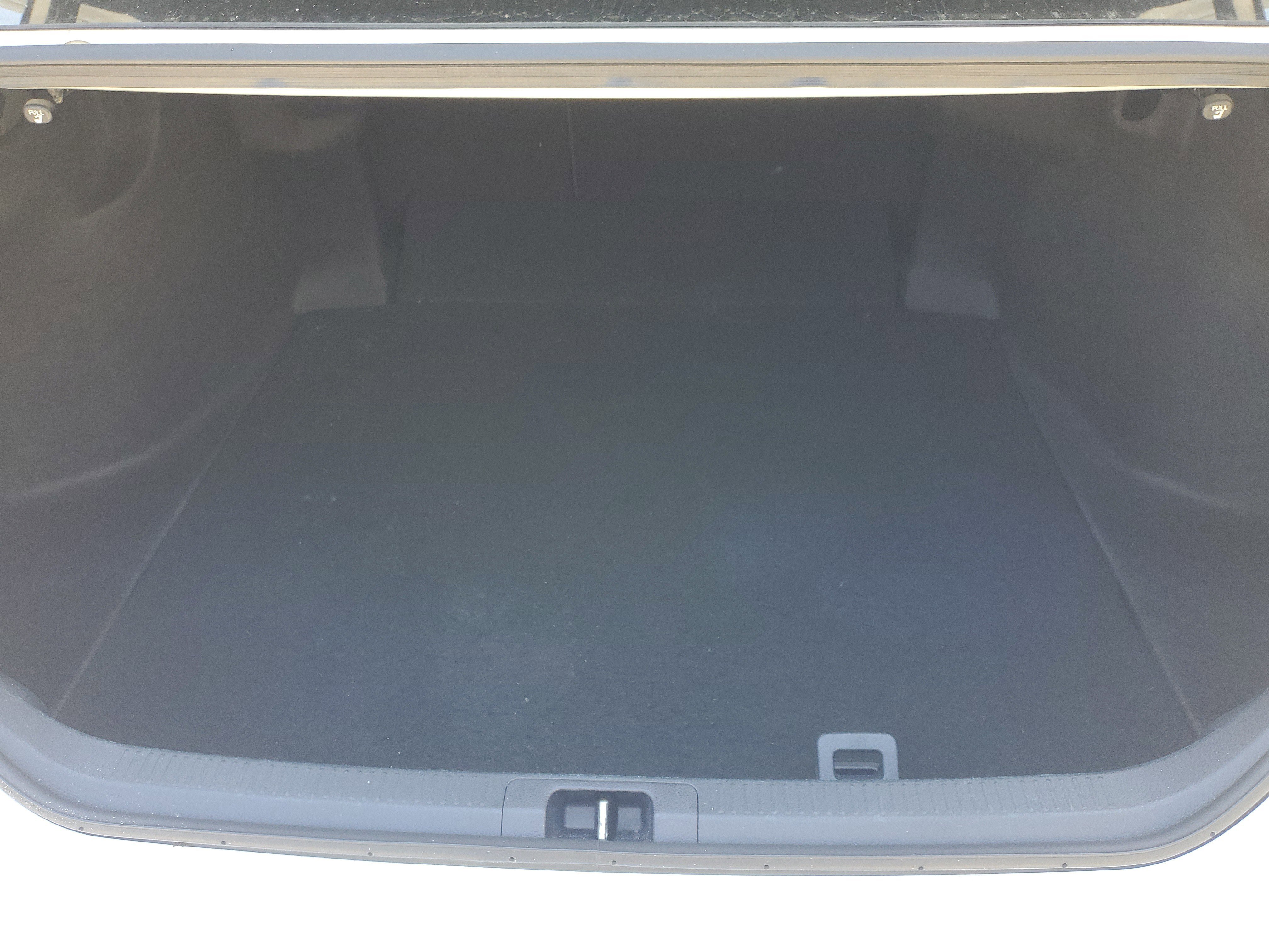 Used 2024 Toyota Camry LE FWD image 9