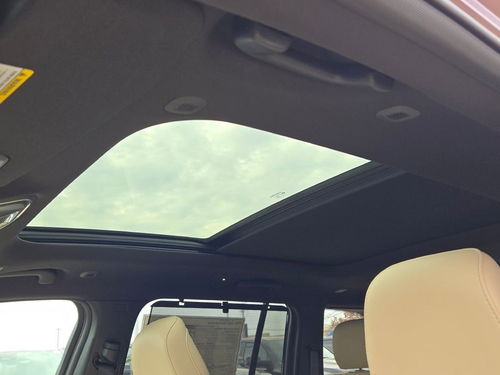 New 2025 Jeep Grand Cherokee Limited image 26