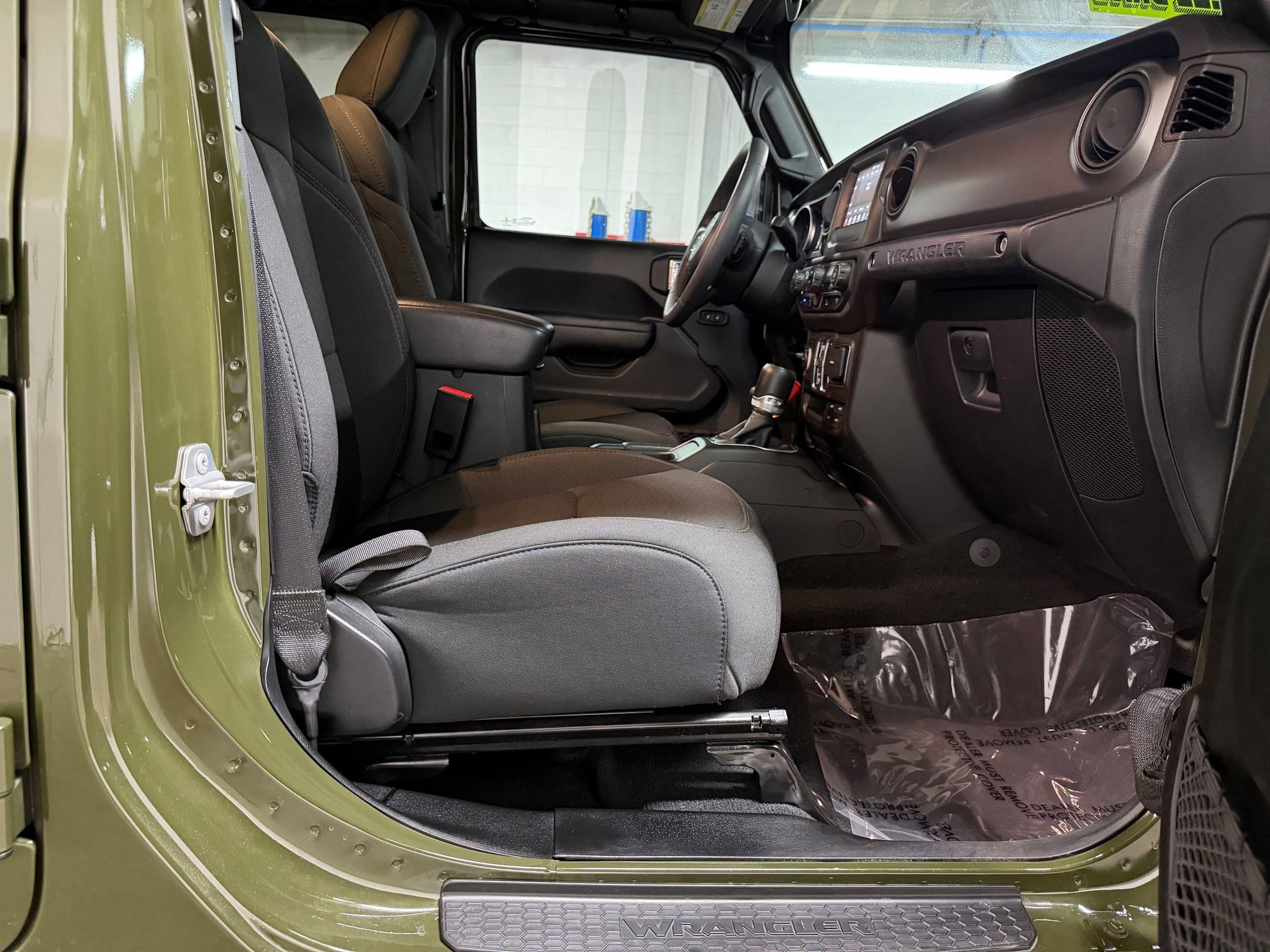 Used 2023 Jeep Wrangler Unlimited image 41