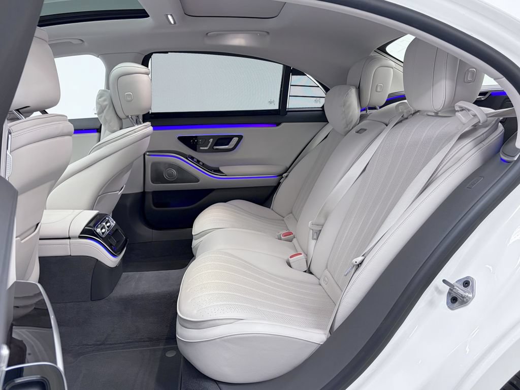 Certified 2023 Mercedes-Benz S 500 4MATIC image 17