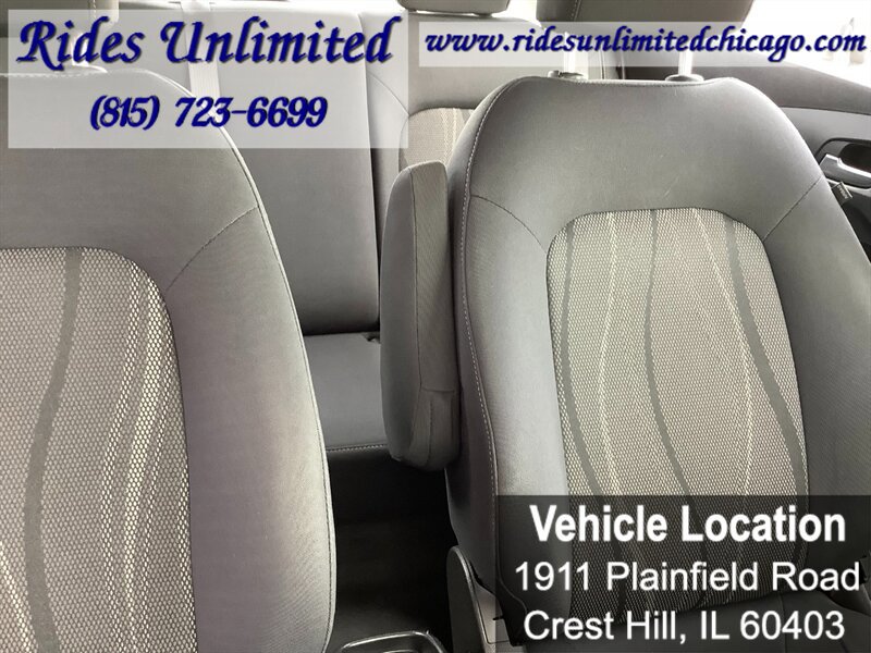 Used 2016 Chevrolet Sonic LT FWD image 31