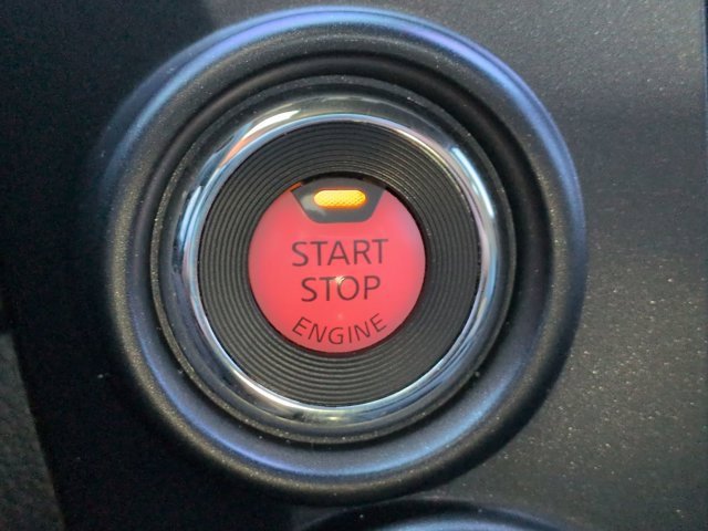 Used 2021 Nissan Titan PRO-4X w/ Pro-4x Convenience Package image 29