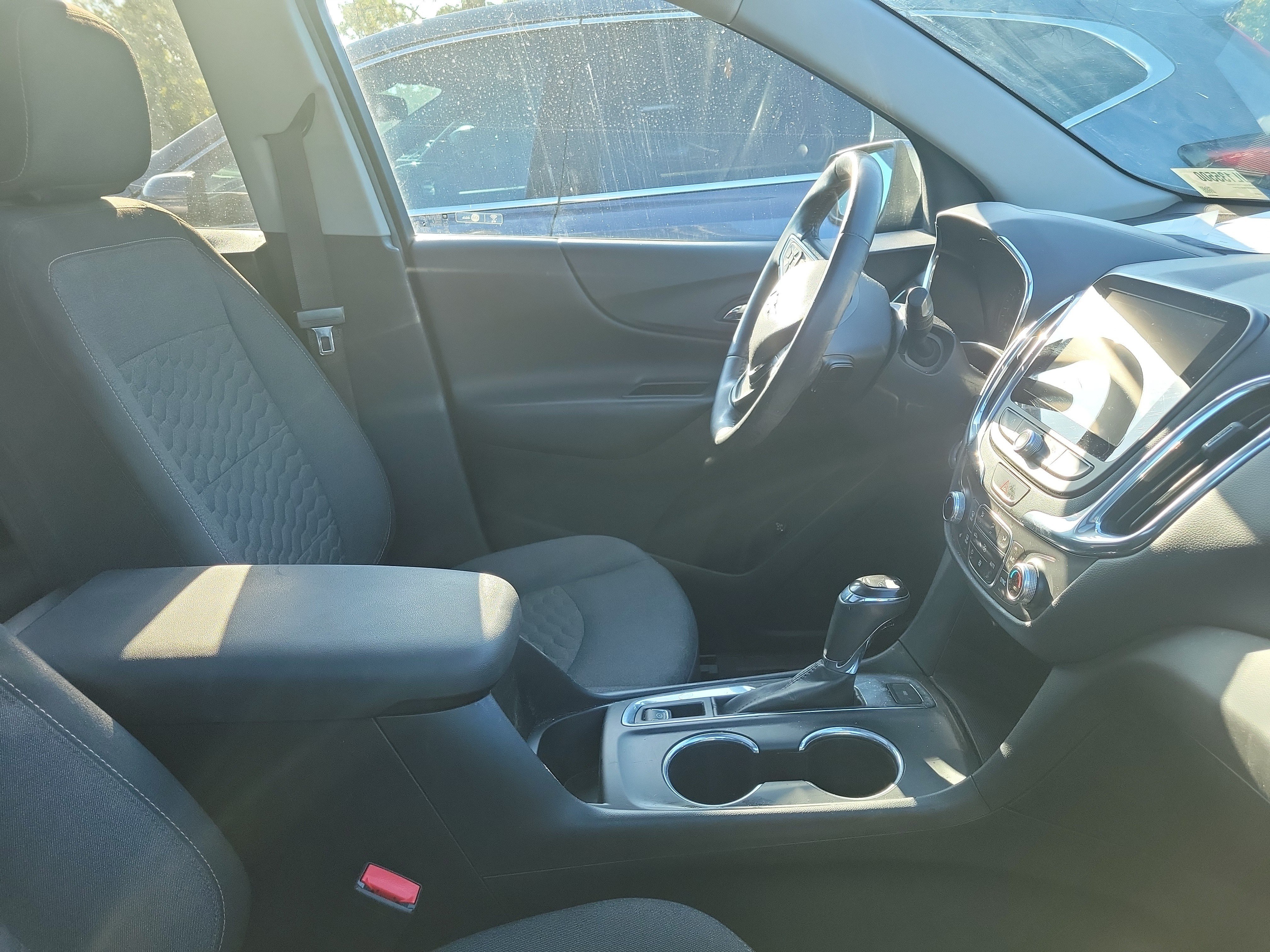 Used 2018 Chevrolet Equinox LT w/ Sun & Infotainment Package AWD/4WD image 10