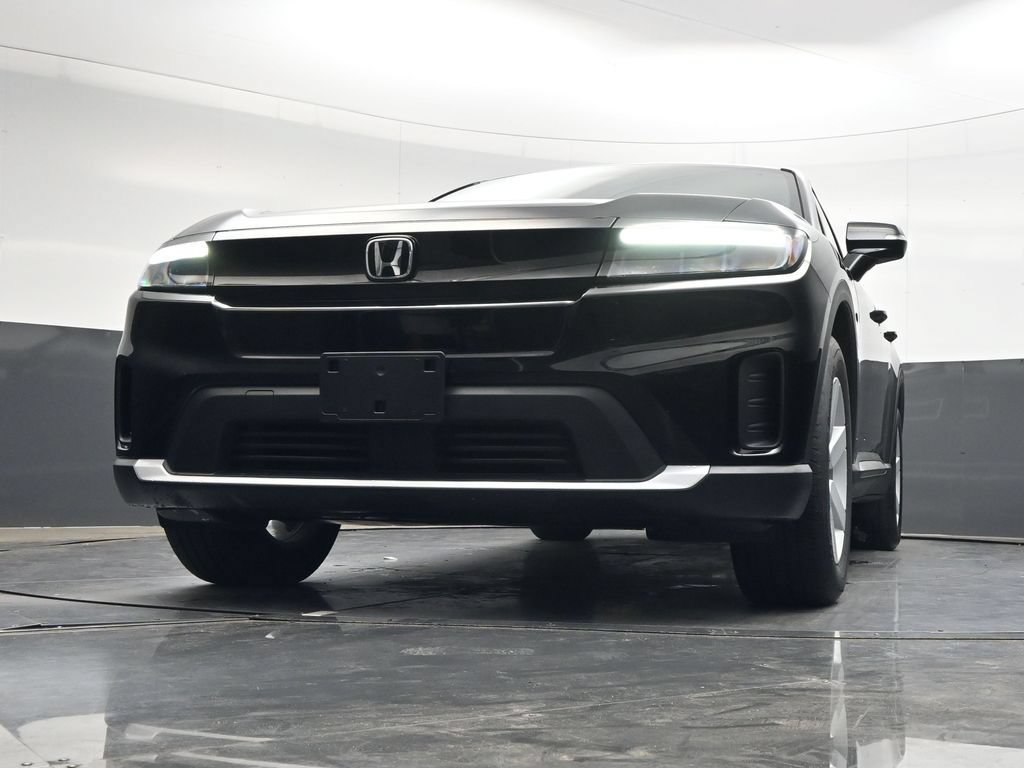Used 2024 Honda Prologue EX image 32